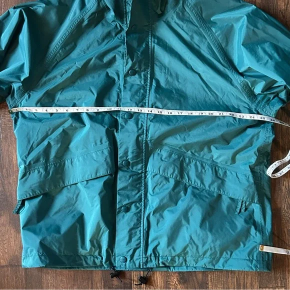 L.L. Bean Vintage 90’s Men's Stowaway Raincoat with Hood - Picture 12 of 13